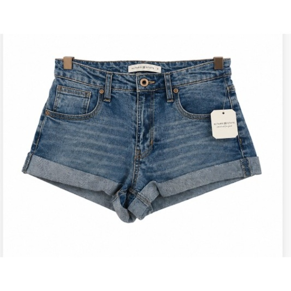 Altar'd State Womens 5 Denim‎ Cuffed Mid Rise Shorts NWT